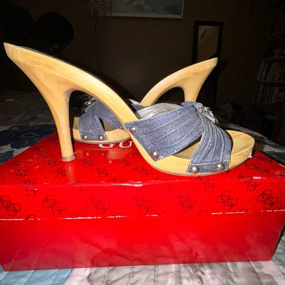 Guess Denim Women's slides with Heart Charm - Picture 2 of 7